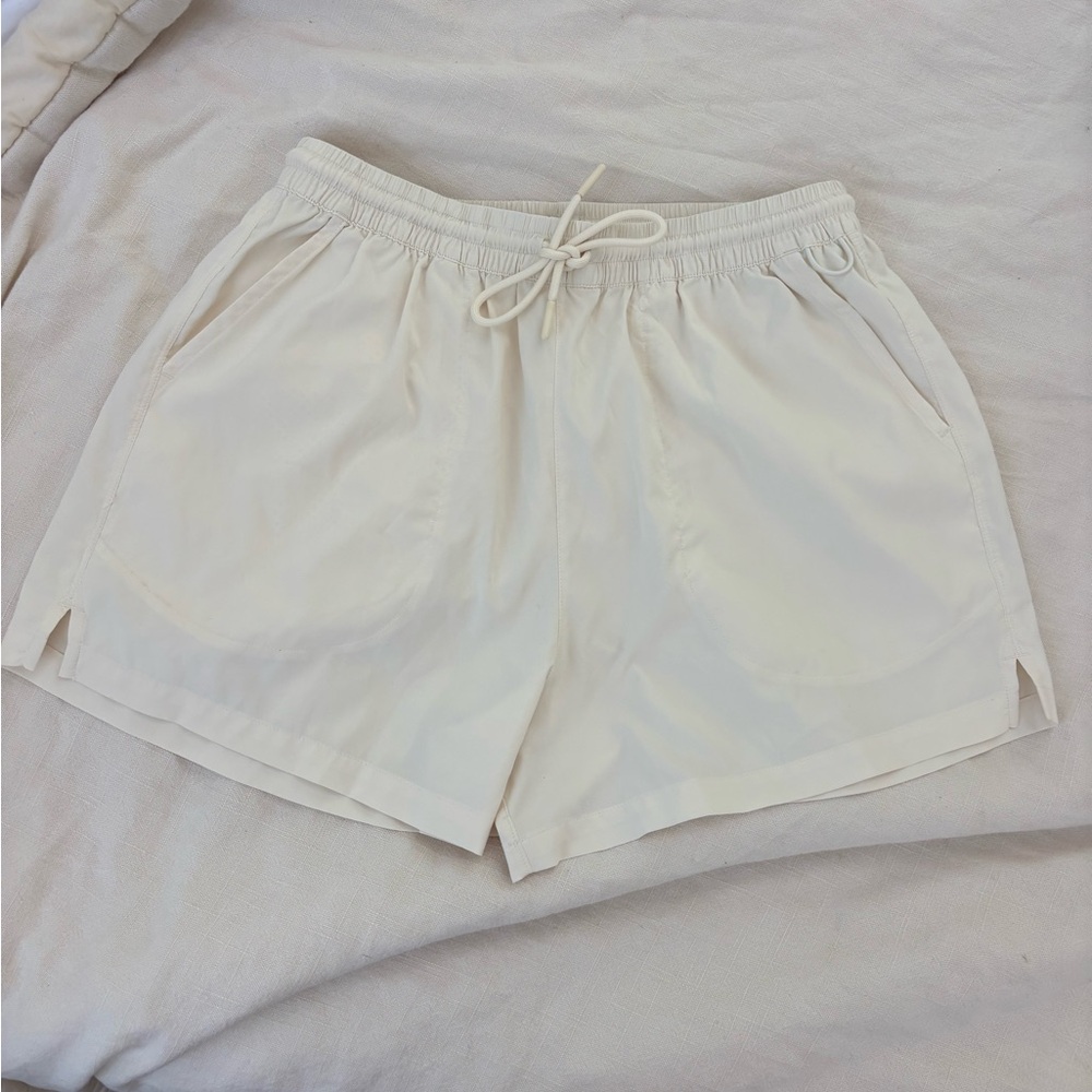 NWOT Outdoor Voices Shorts